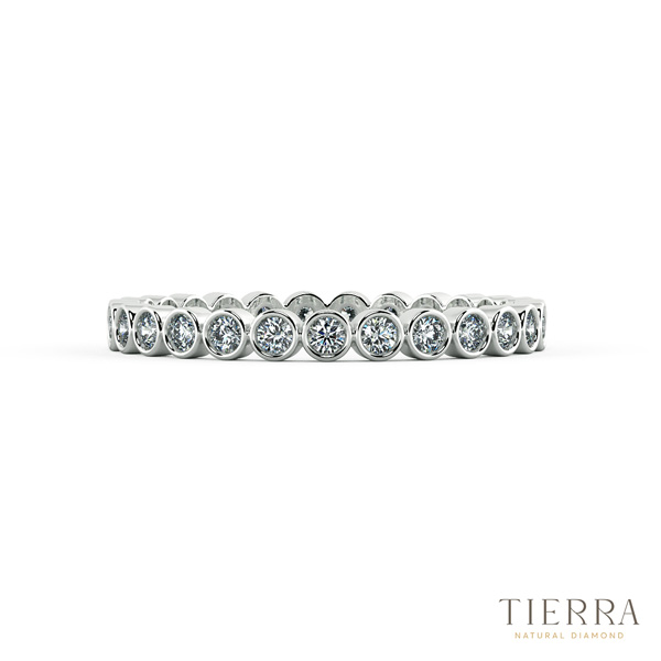 Nhẫn Eternity NCF0119 phù hợp với những cô gái năng động và cá tính